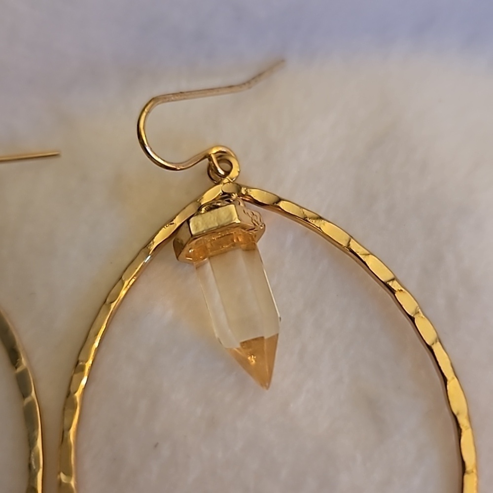 Vintage Goldtone Teardrop Mystical Gem Dangle Hook Earrings - Picture 3 of 6